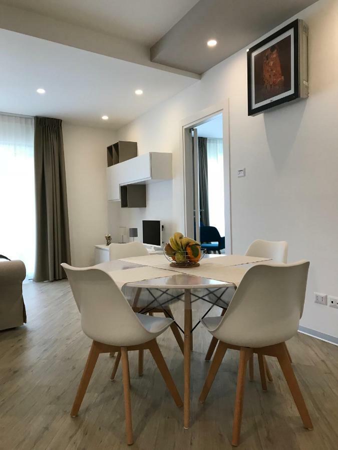 A Matera "Sotto I Pini" Villa Buitenkant foto